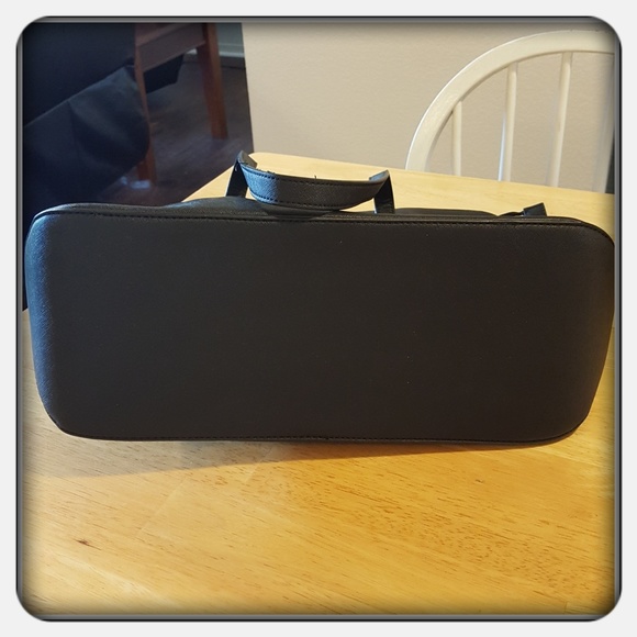 Vera Bradley Black Saffiano Faux Leather Tote - Picture 3 of 7